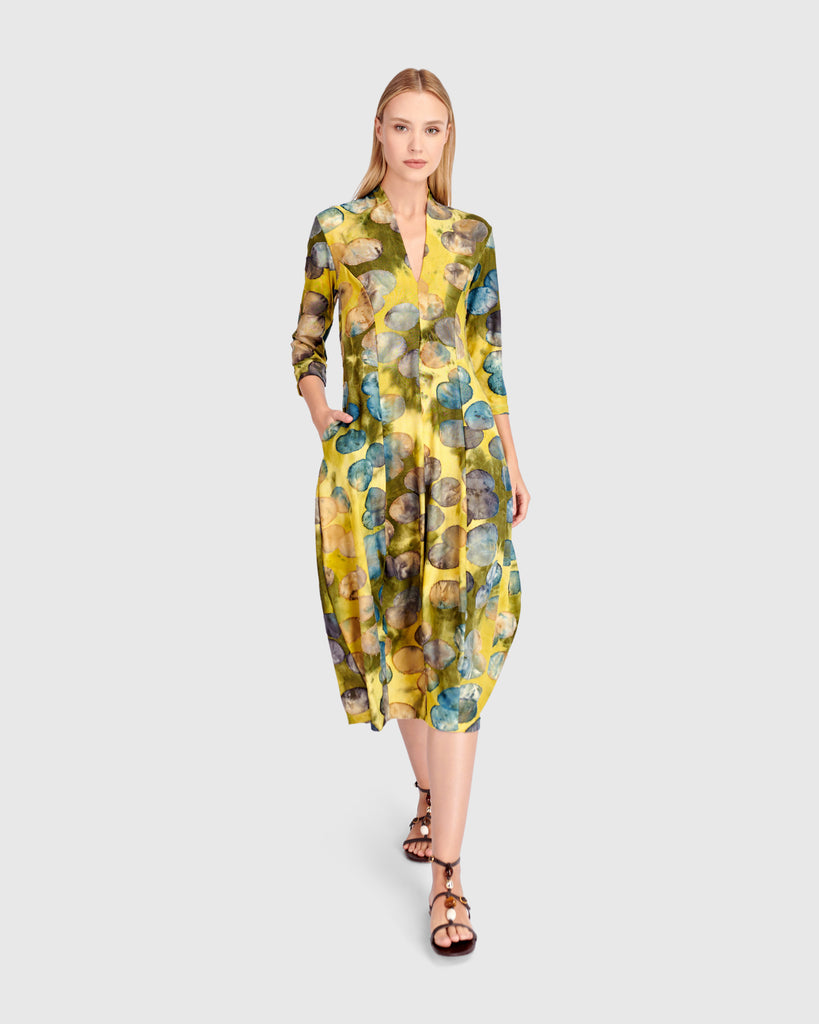 alembika-saffron-cocoon-kleid-gold-ocean-dots image 1