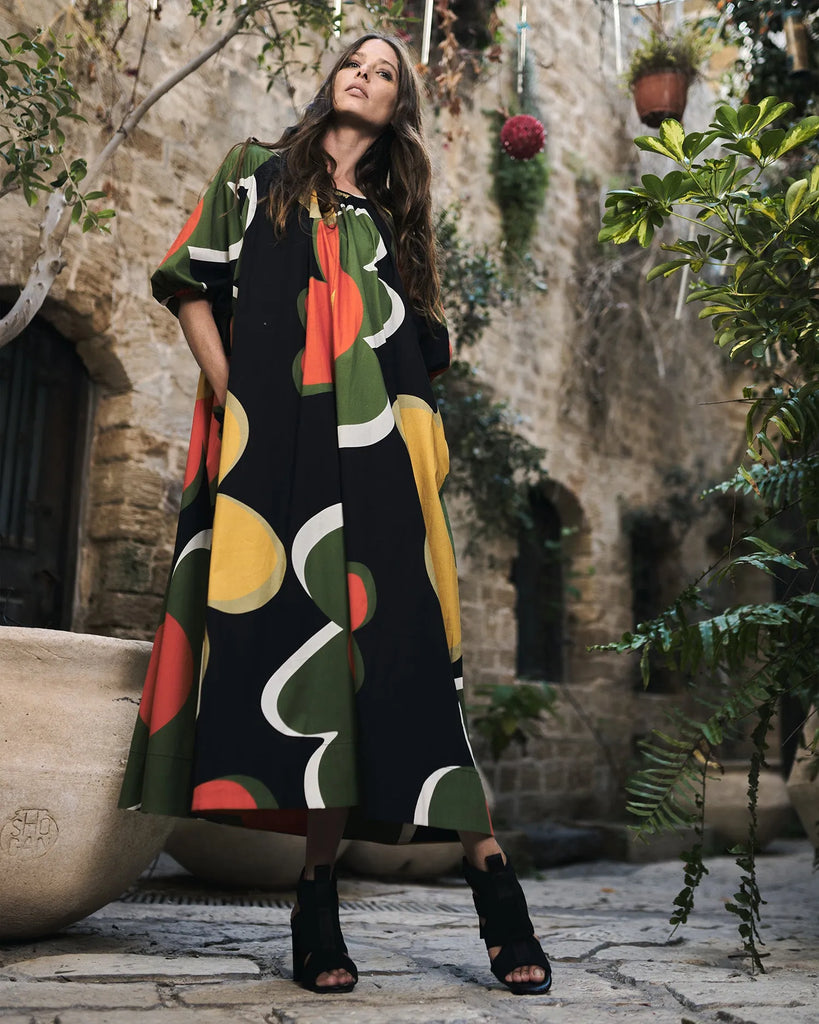alembika-carol-muumuu-kleid-floral image 1