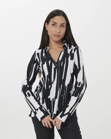 alembika-cyber-v-neck-pullover-top-brush image 2