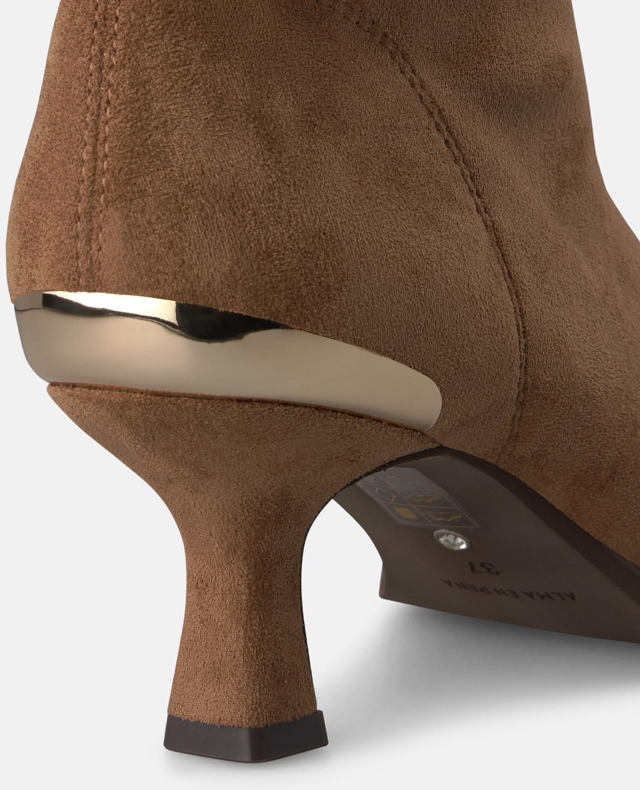 alma-en-pena-alfa-64175-stiefel-mit-absatz-camel-6-cm image 4