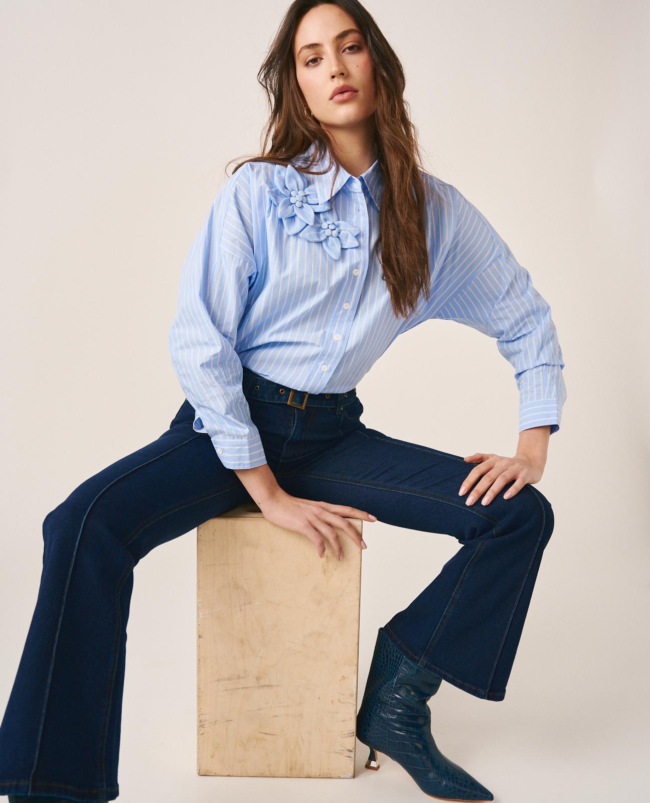 alma-en-pena-striped-shirt-flowers-streifenbluse-blau image 2
