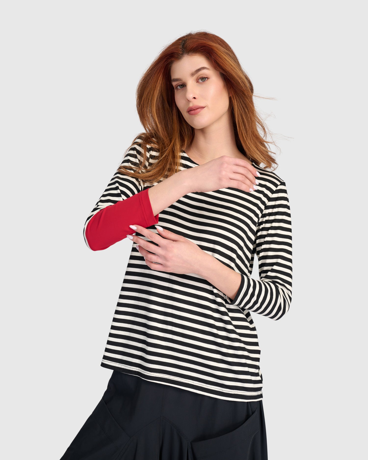 alembika-striped-stretch-tee-schwarz-wei-tt102s image 1