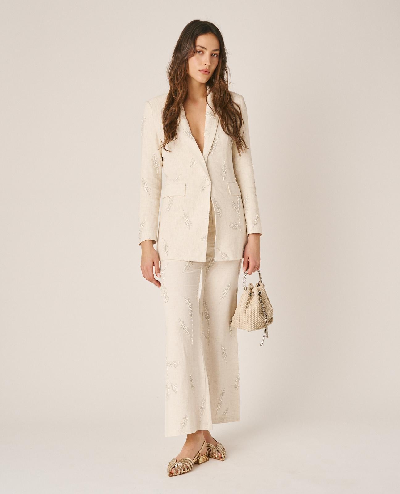 alma-en-pena-embroidered-flared-trousers-ausgestellte-hose-wei-mit-hren-stickere image 1