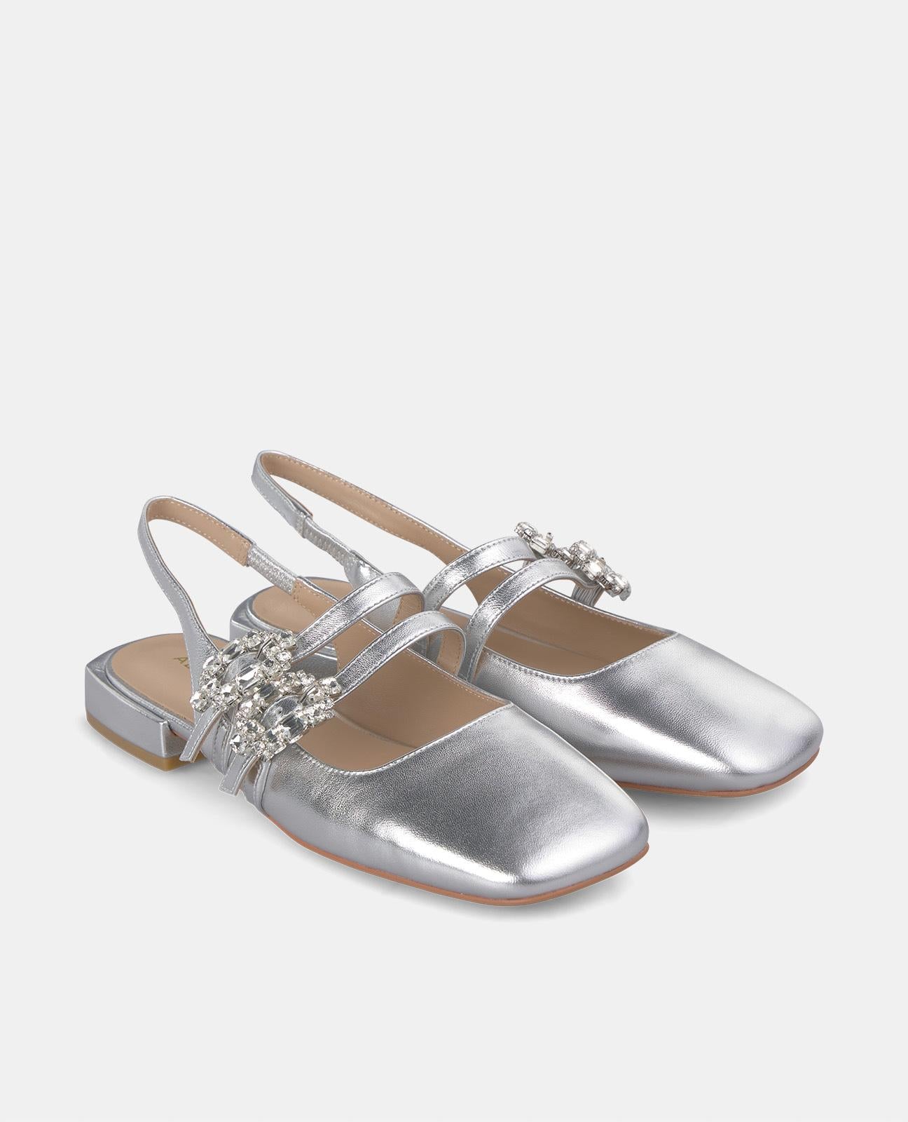 alma-en-pena-flacher-schuh-silber-mit-strass-schnallen-2-cm image 2